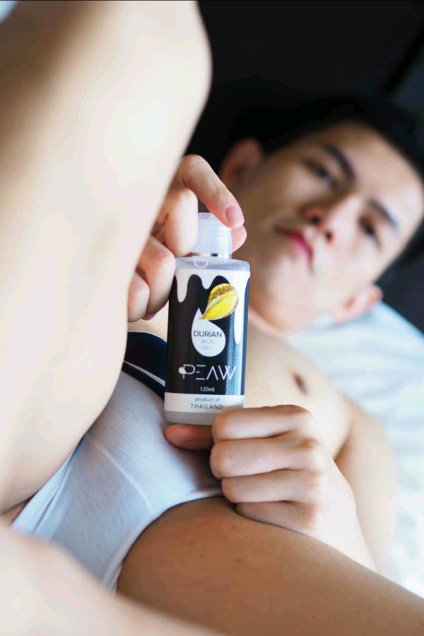 Peaw-1-泰國模型為您的樂趣